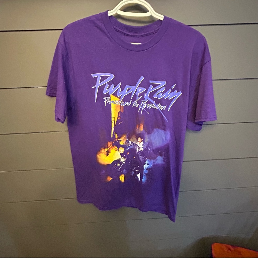 The Prince Estate Men’s Purple Rain Tshirt Size Medium
